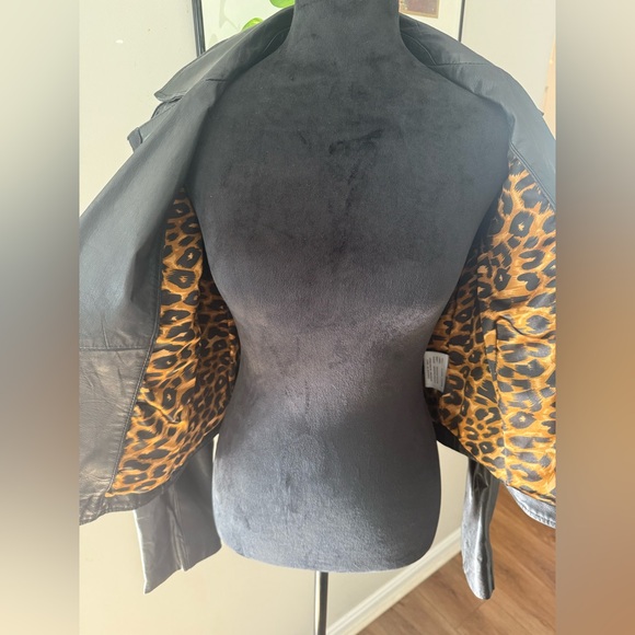 Pelle Studio Womens Motorcycle Jacket | Genuine Leather | Size: M - Picture 3 of 13